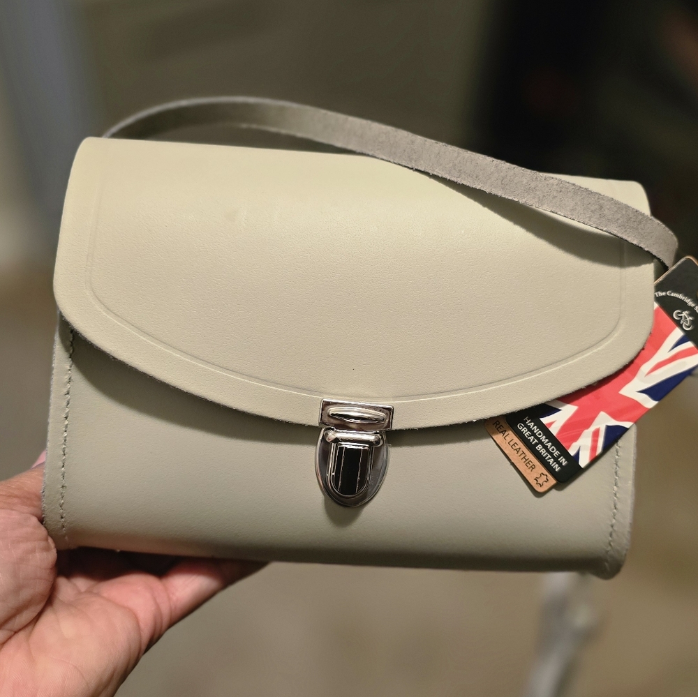 BRAND NEW The Cambridge Satchel Company Pushlock crossbody bag!